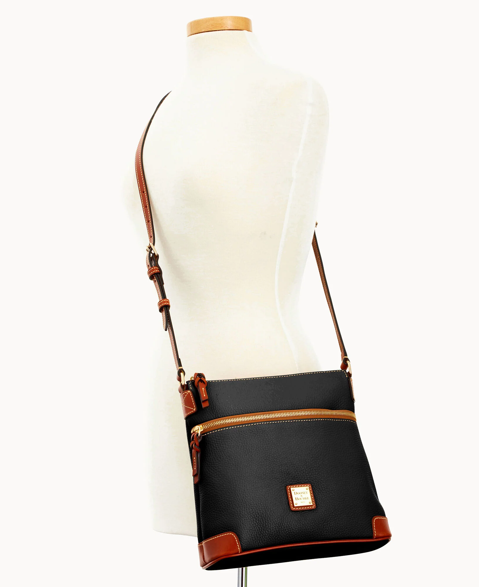 Pebble Grain Crossbody - Image 10