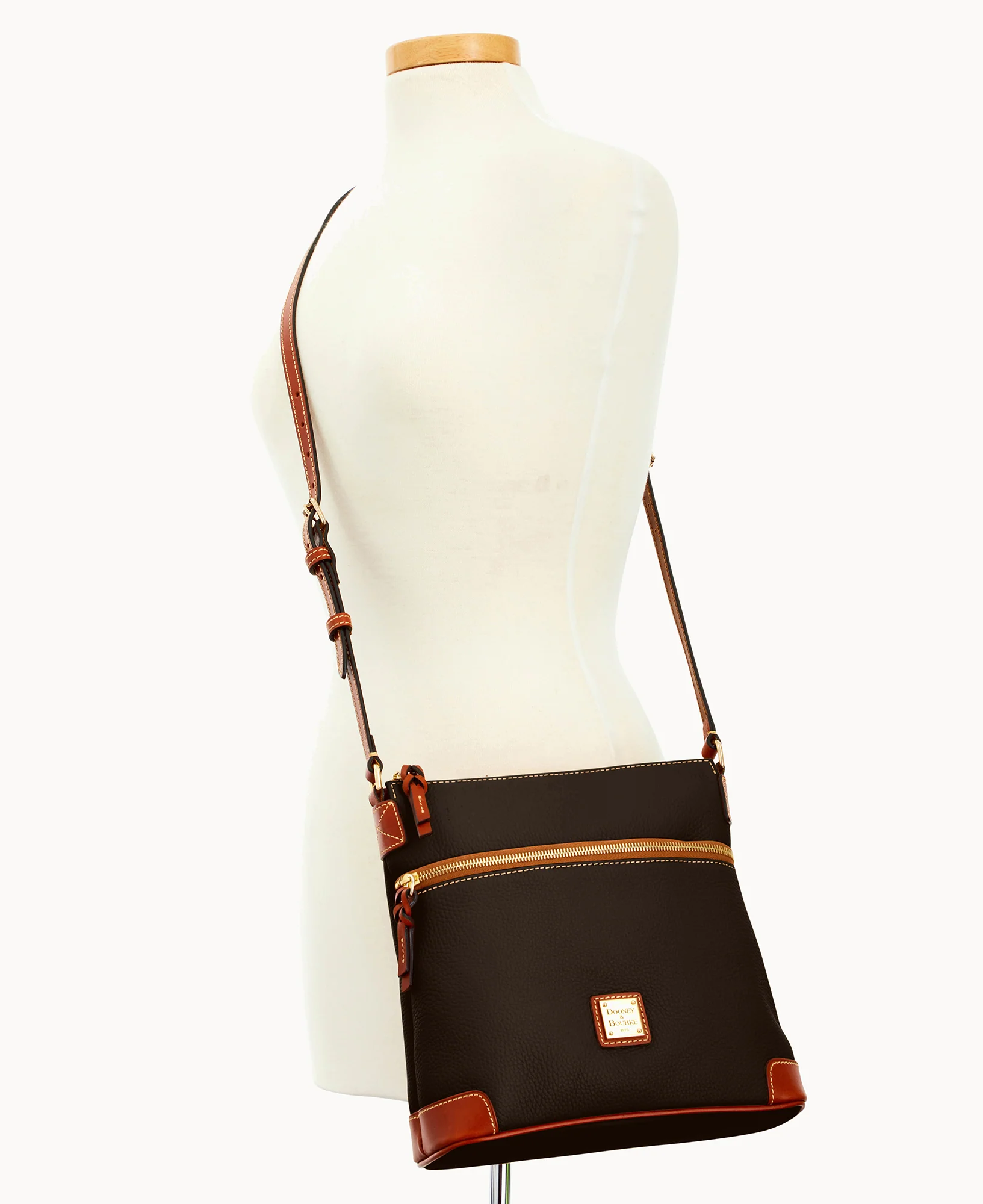Pebble Grain Crossbody - Image 15
