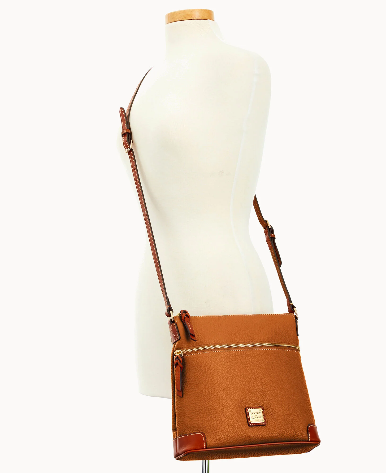 Pebble Grain Crossbody - Image 45