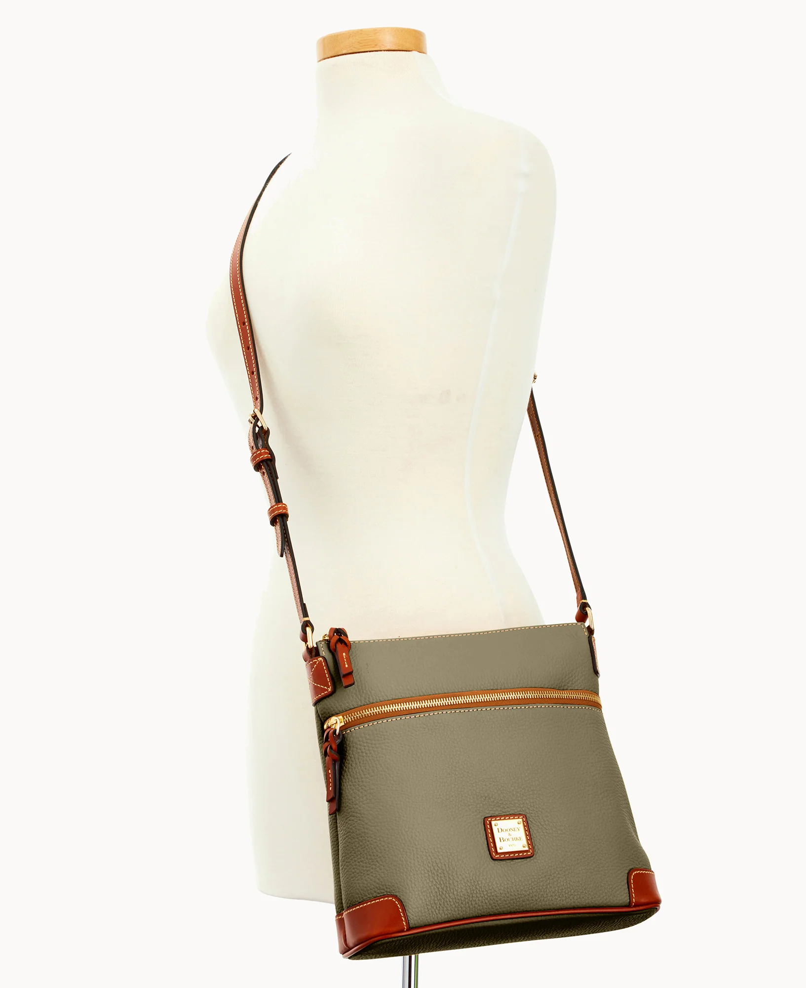 Pebble Grain Crossbody - Image 85