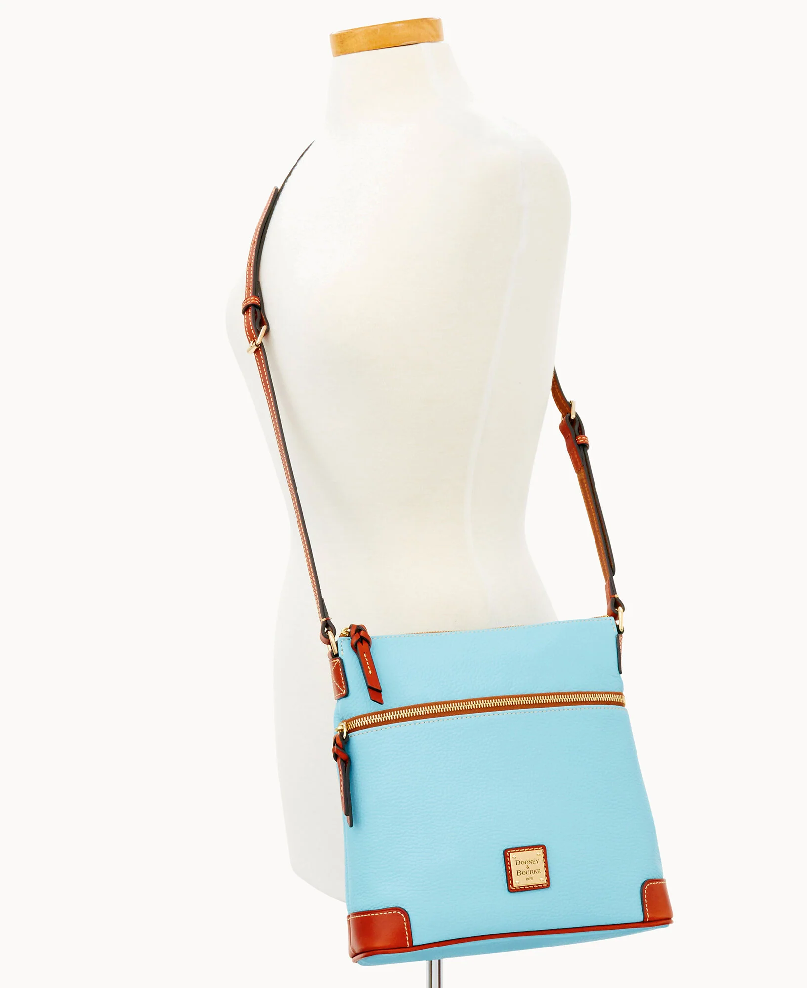 Pebble Grain Crossbody - Image 93
