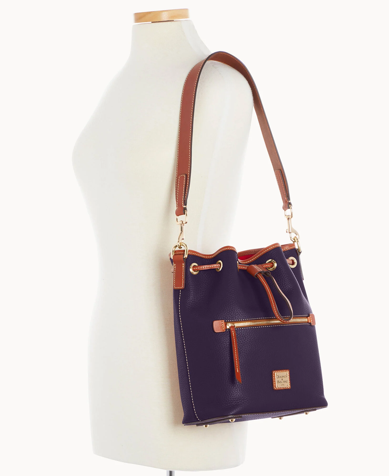 Pebble Grain Drawstring - Image 40