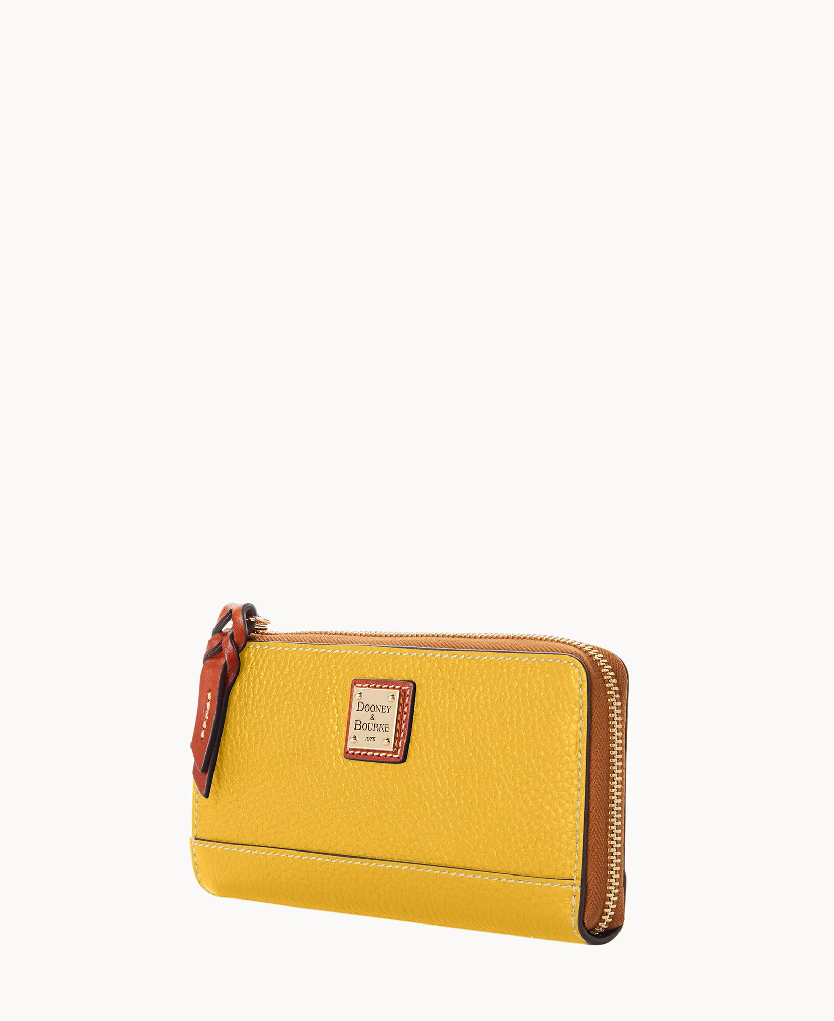 Pebble Grain Folded Zip Wristlet - Image 26