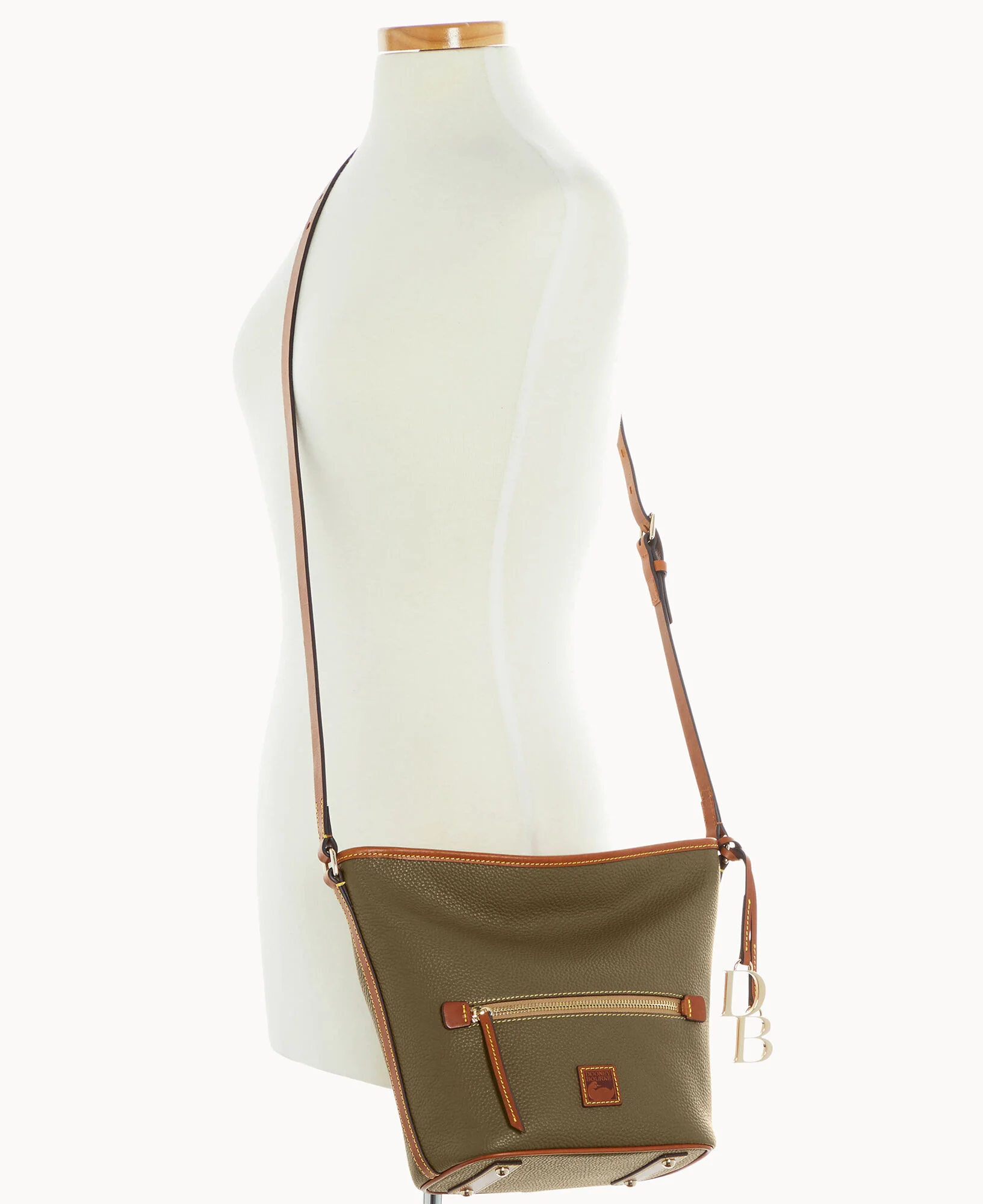 Pebble Grain Zip Sac - Image 68