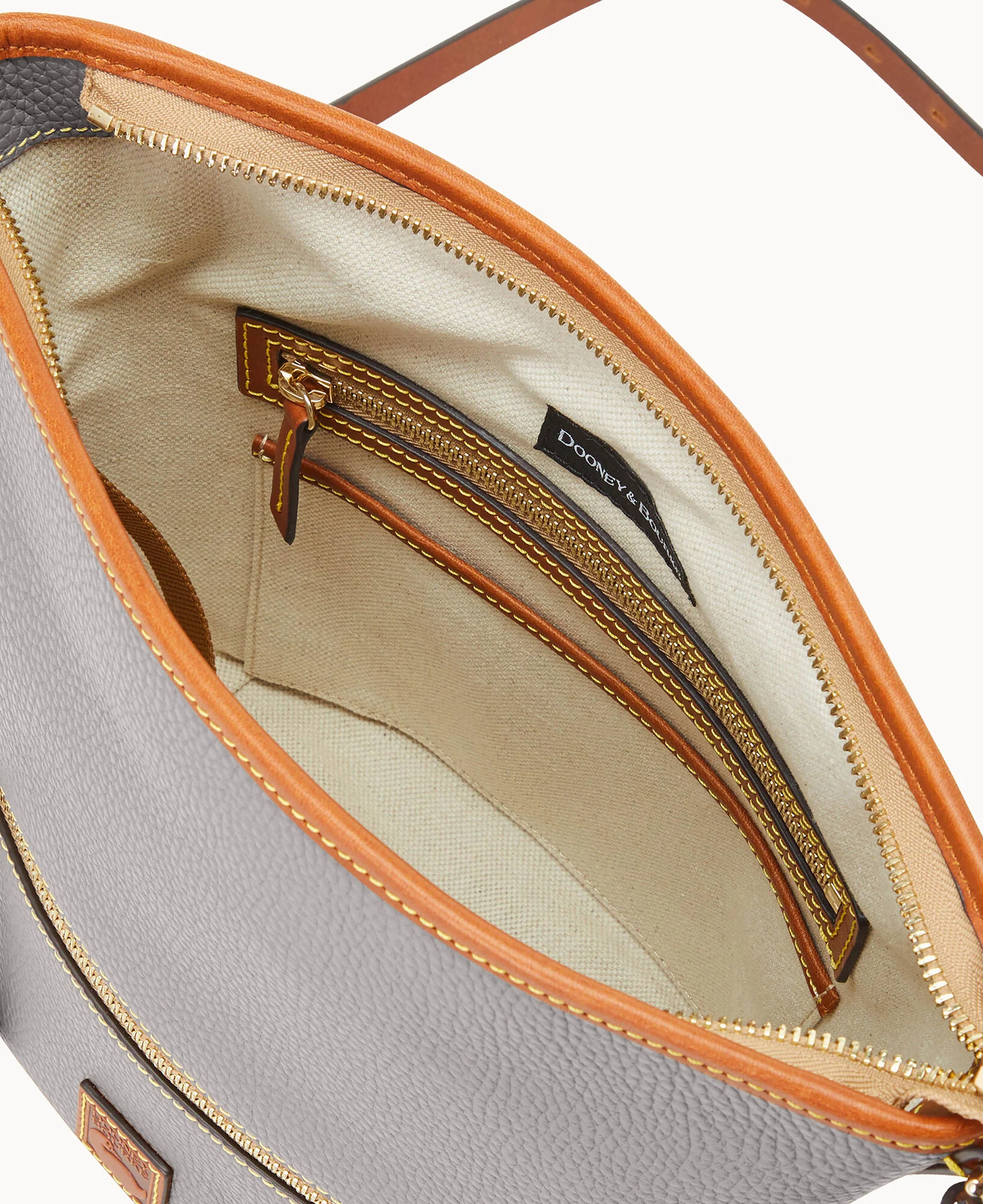 Pebble Grain Zip Sac - Image 71