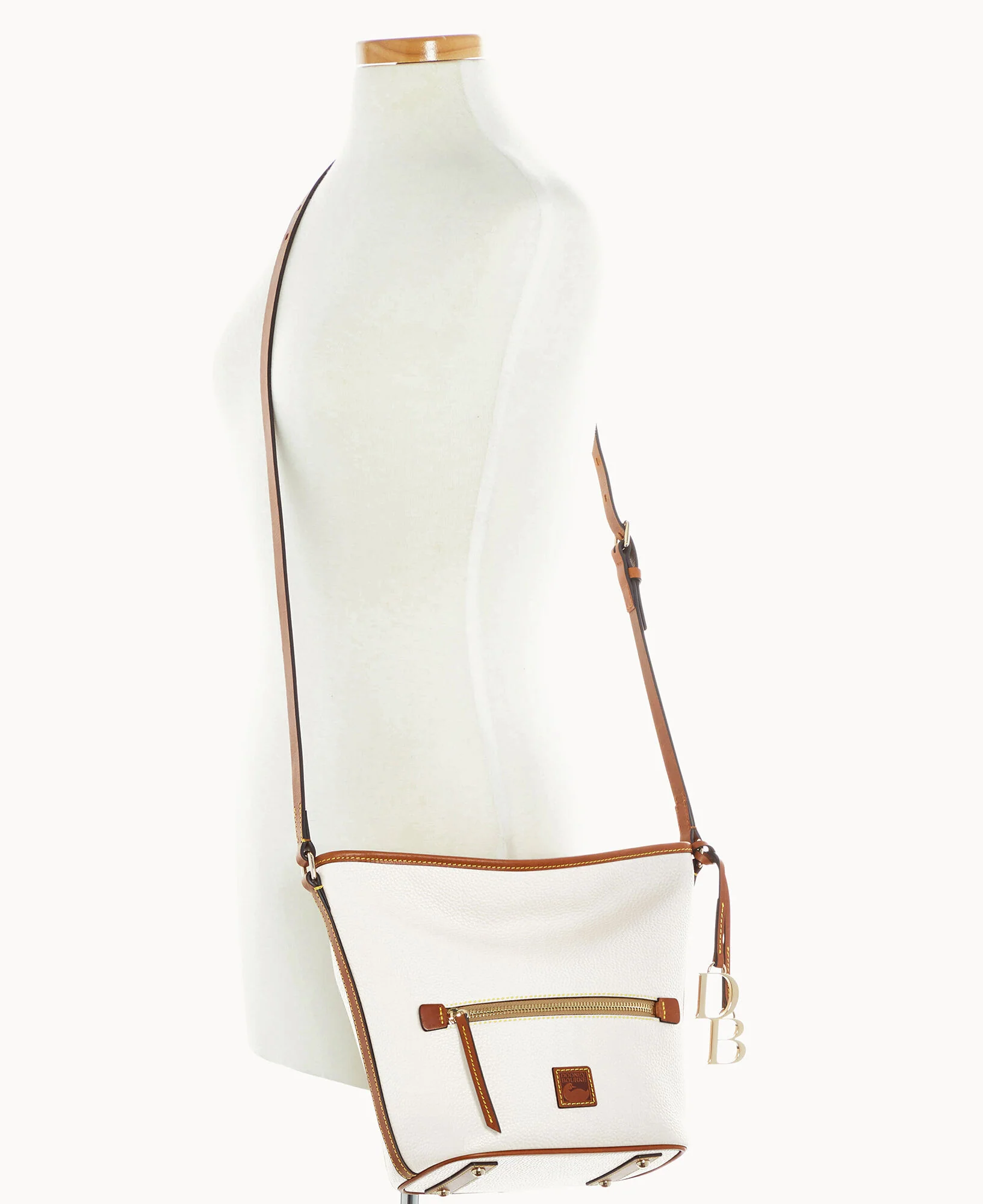 Pebble Grain Zip Sac - Image 96