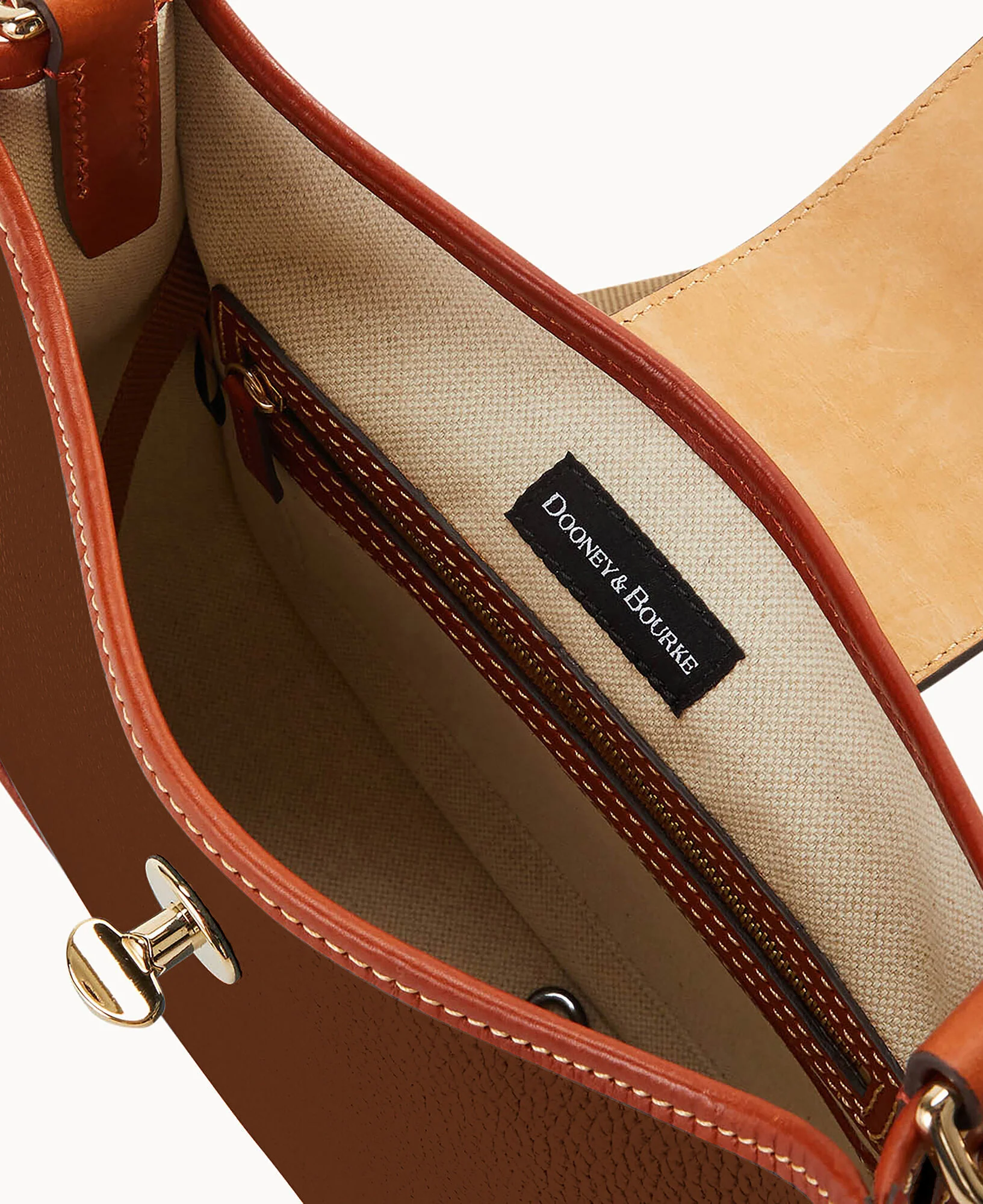 Pebble Turnlock Messenger 28 - Image 3