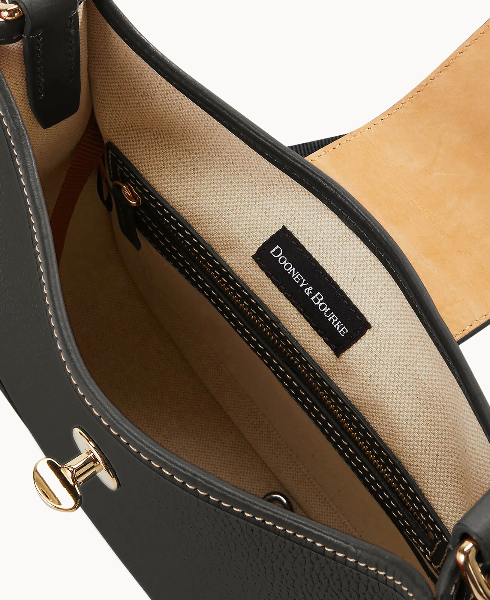 Pebble Turnlock Messenger 28 - Image 8